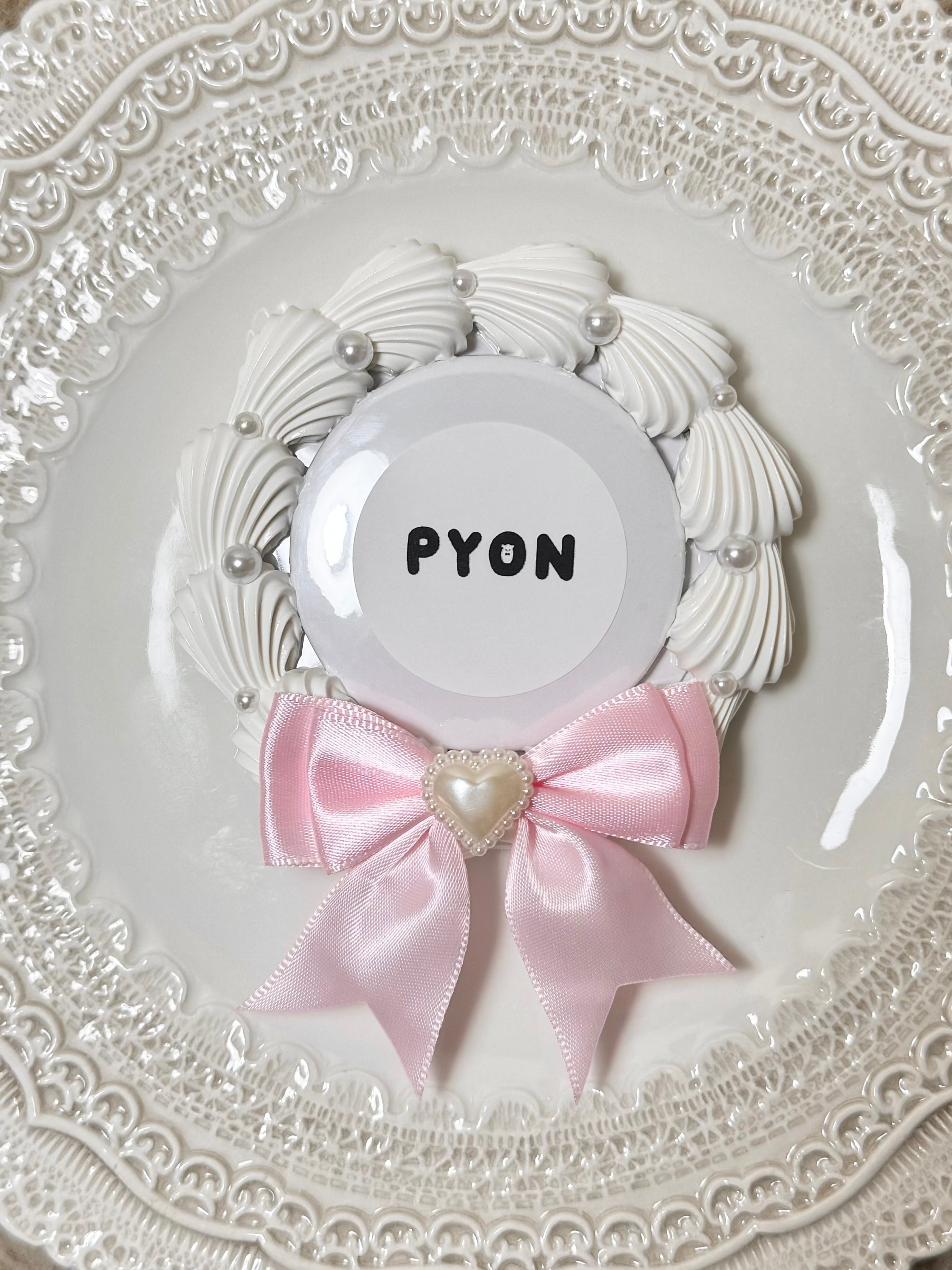 【限定受注販売】 シェルホイップ 缶バッジロゼット