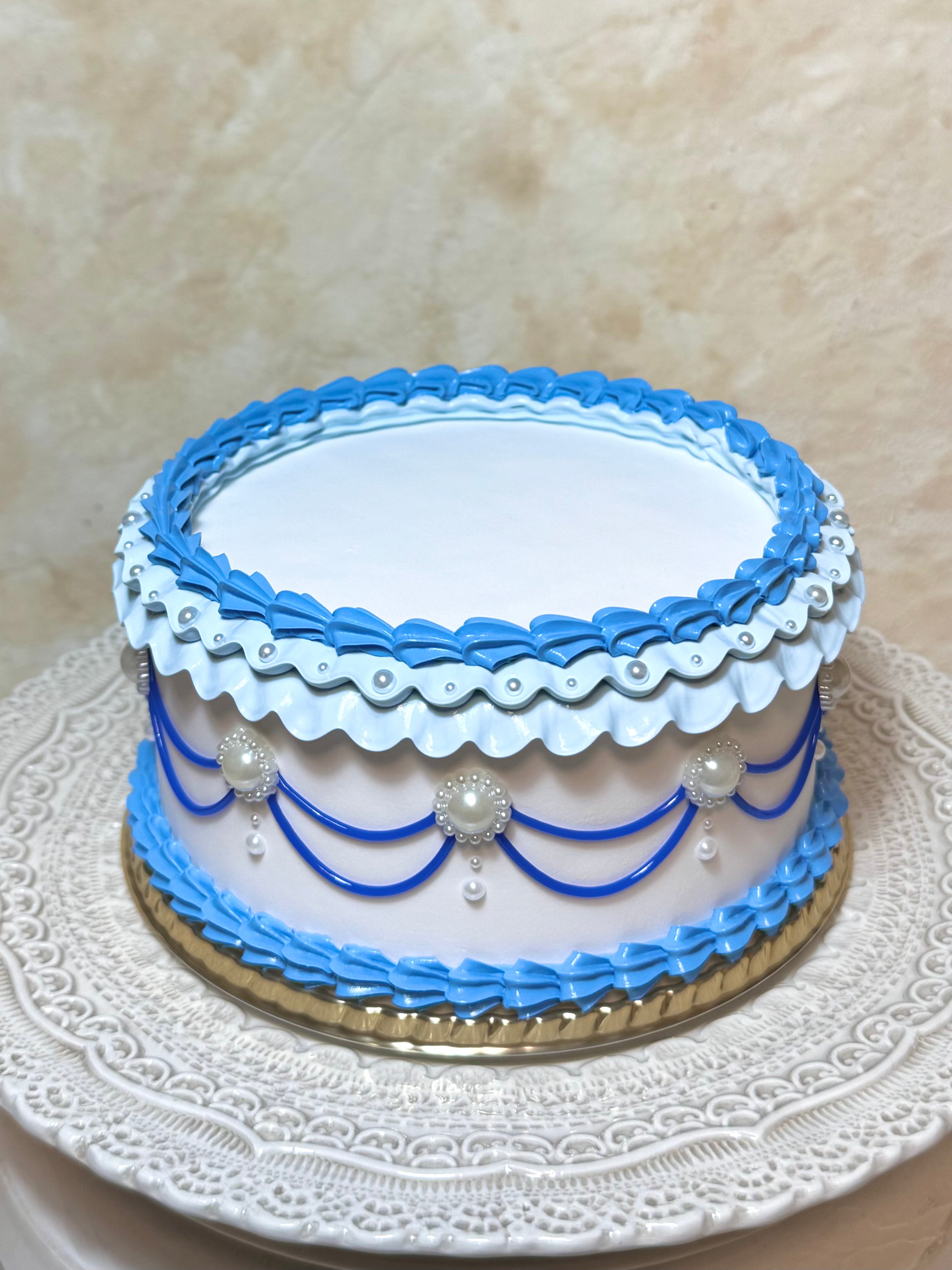 【限定受注販売】 フリルホイップ ホールケーキ