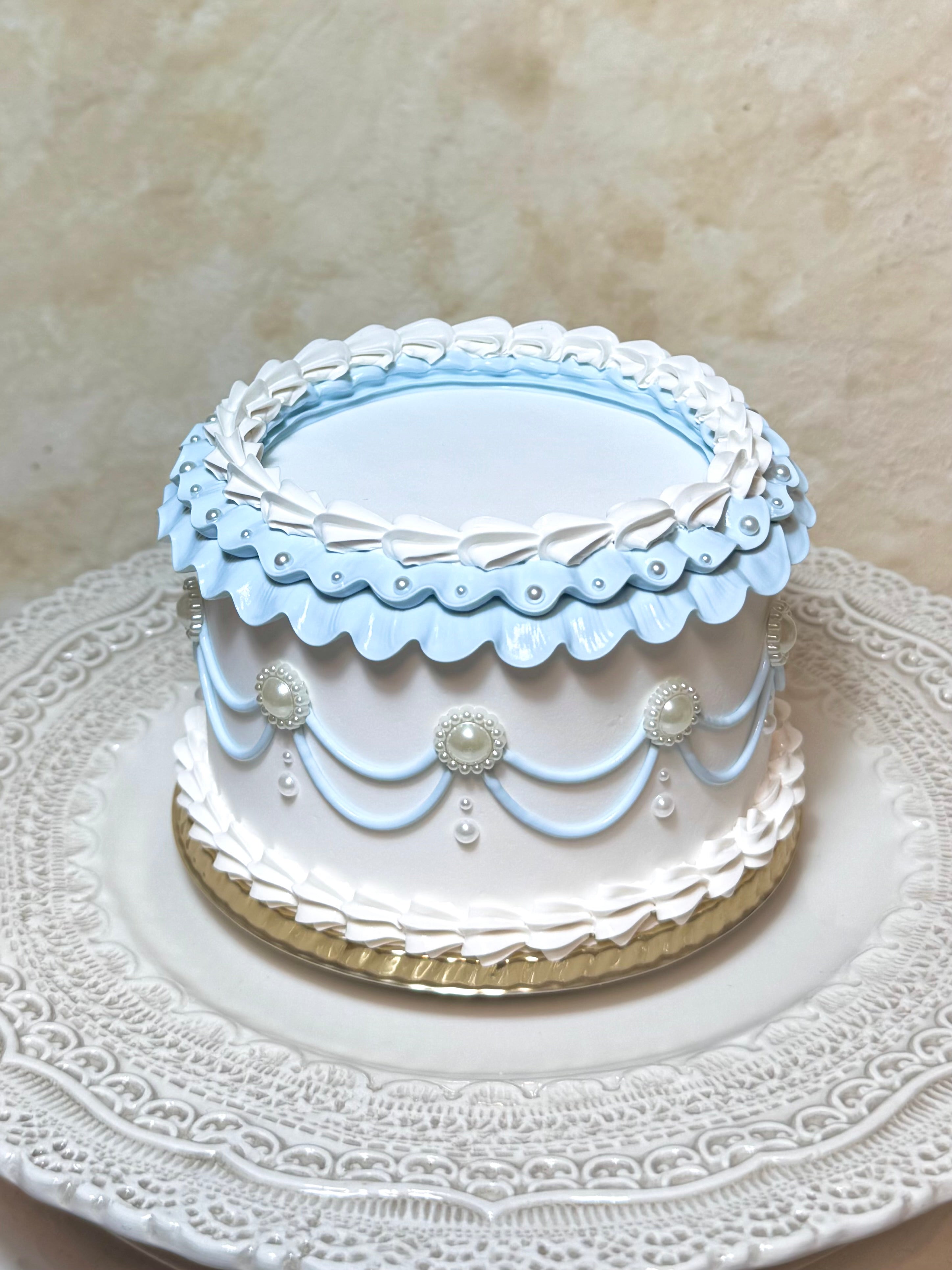 【限定受注販売】 フリルホイップ ホールケーキ