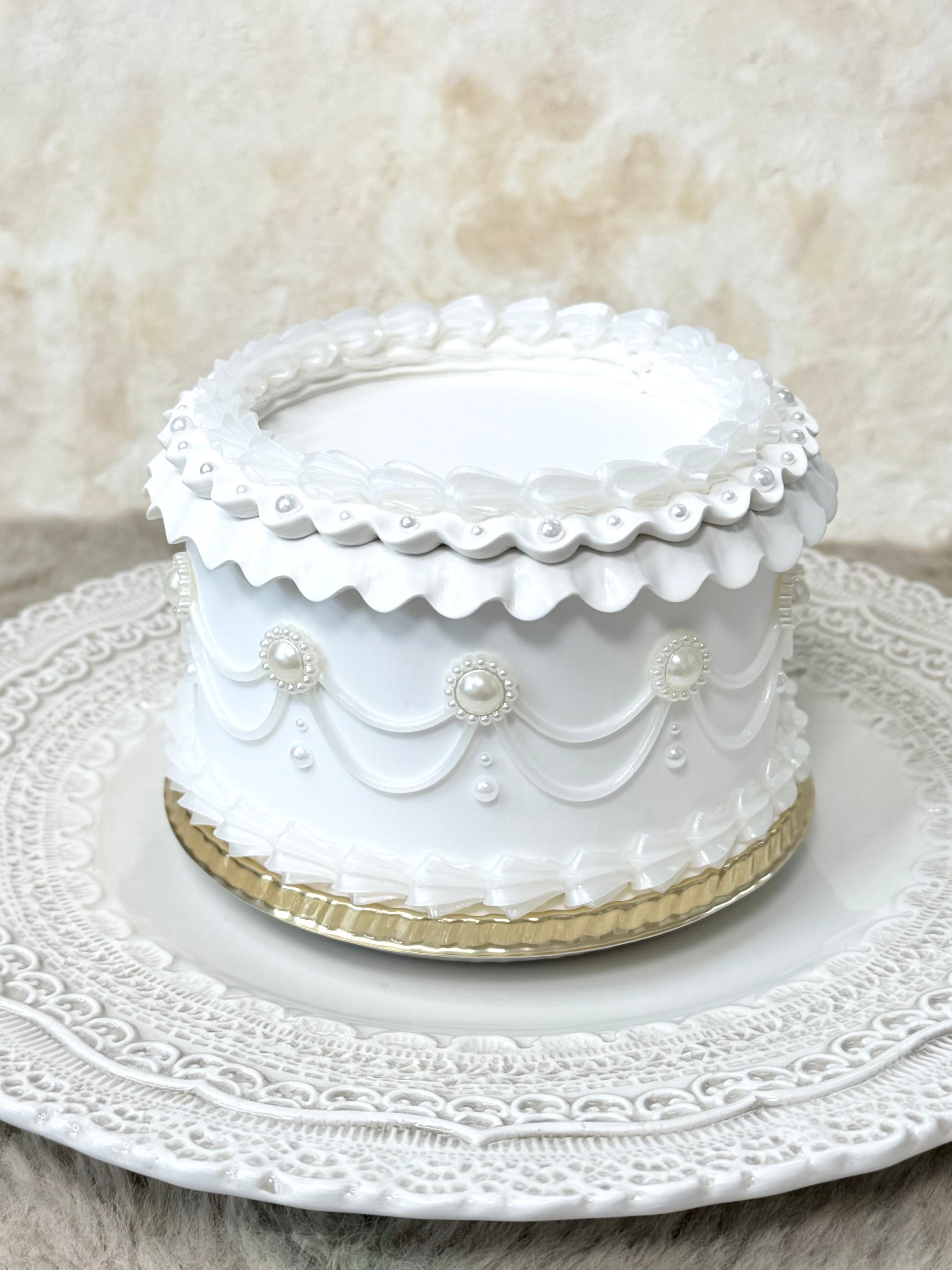 【限定受注販売】 フリルホイップ ホールケーキ