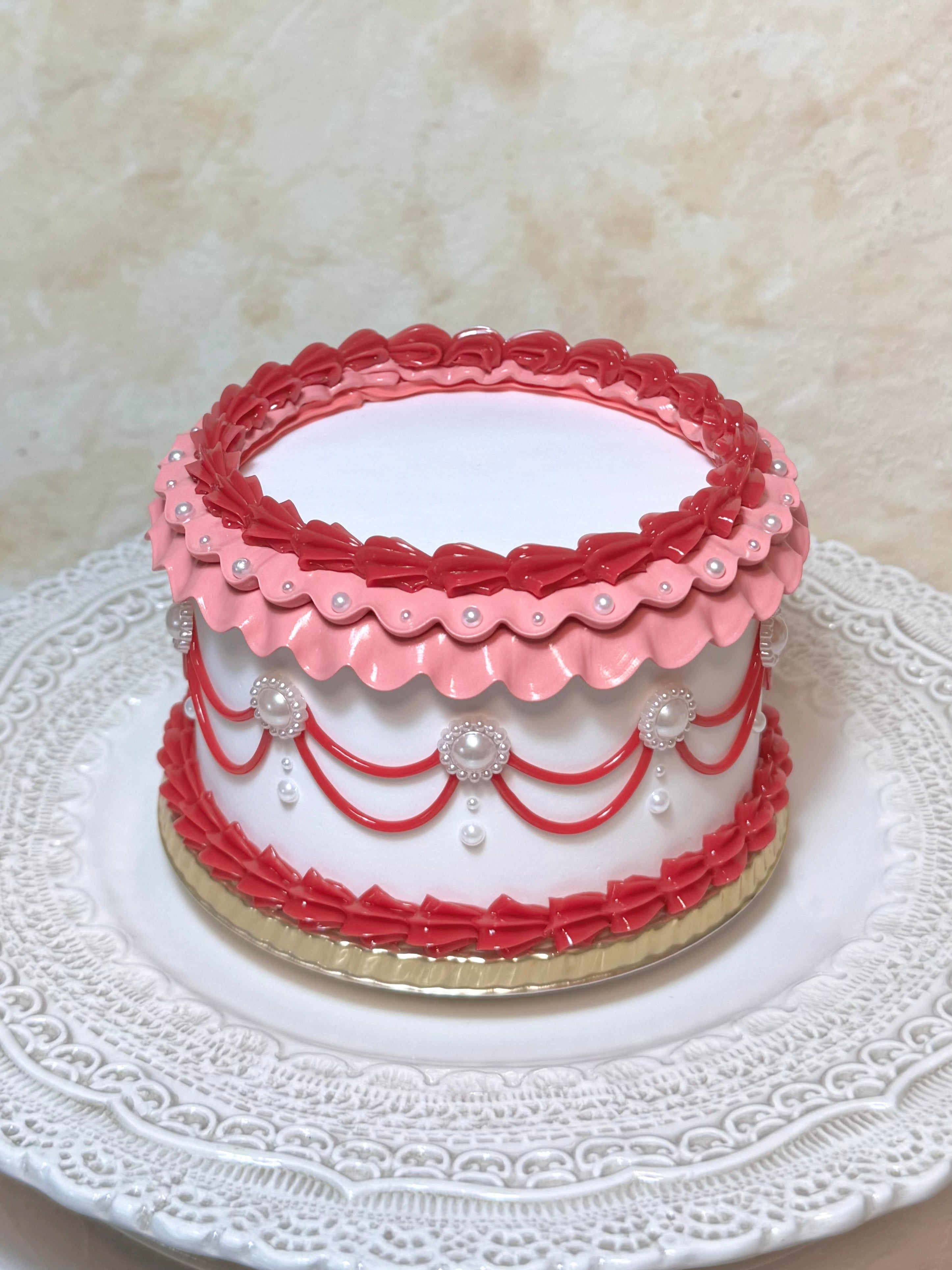 【限定受注販売】 フリルホイップ ホールケーキ