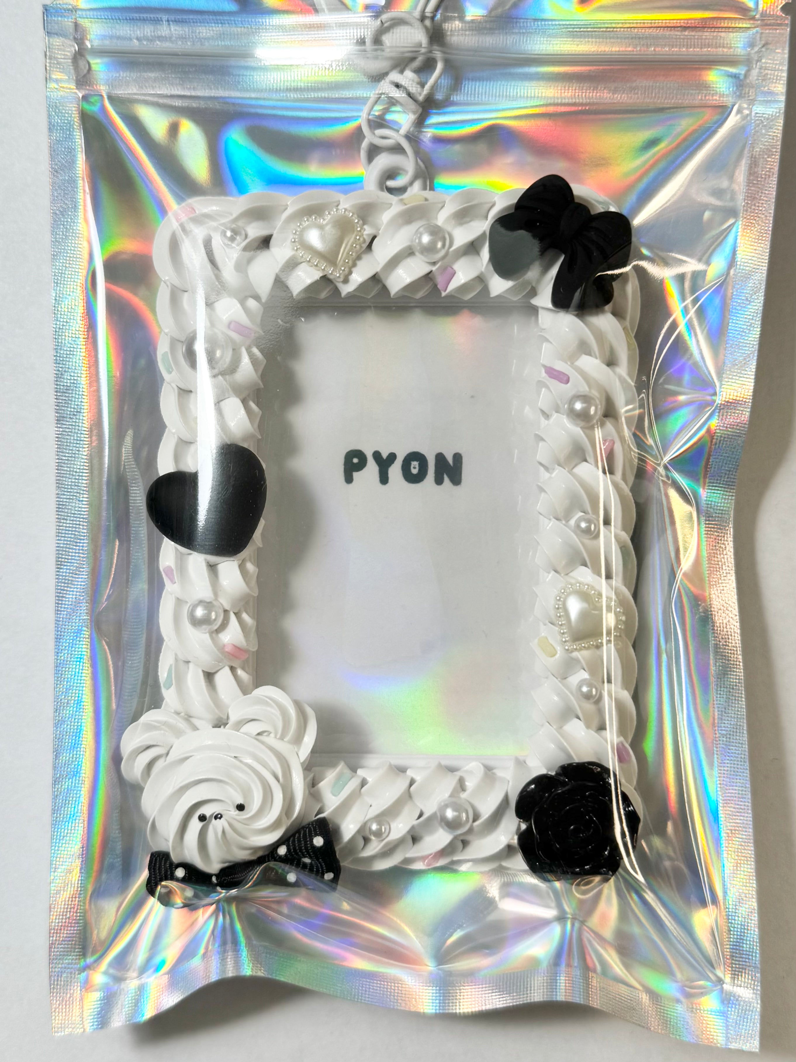 【52】B8 旧キーホルダー（今のキーホルダーよりも若干小さめ）