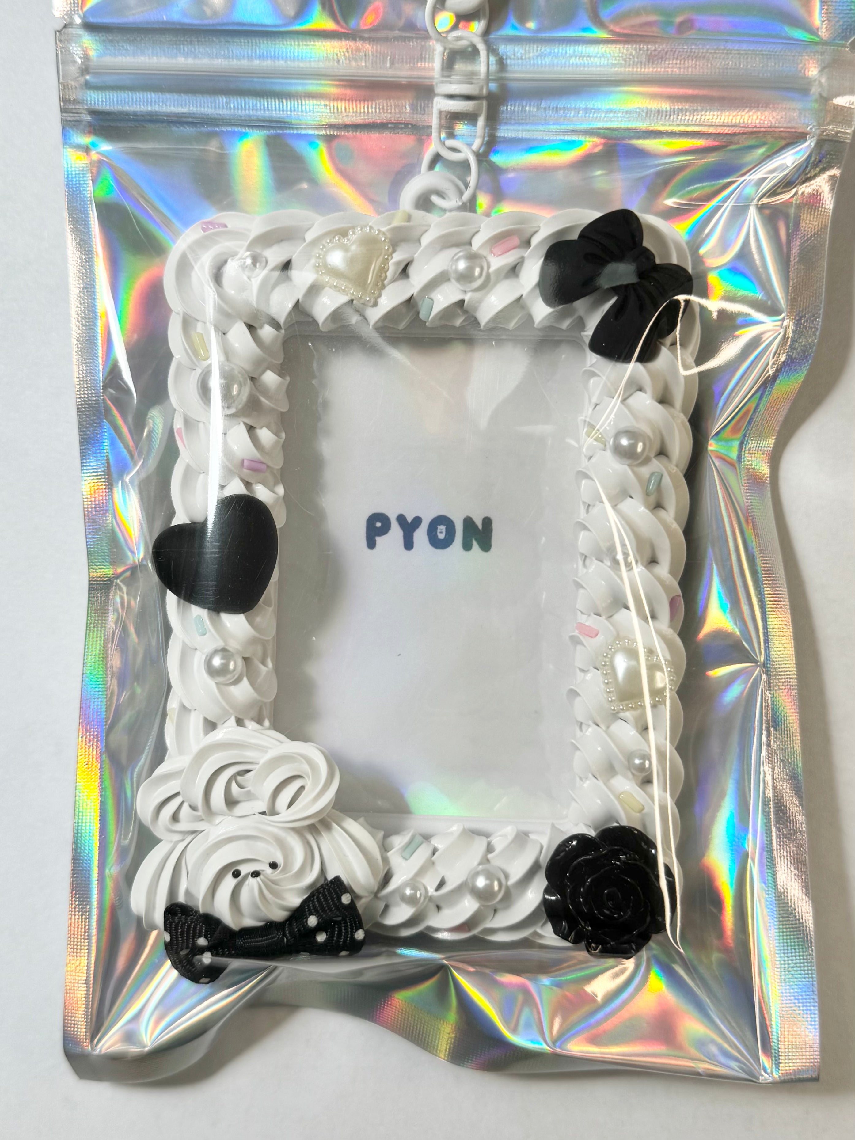 【53】B8 旧キーホルダー（今のキーホルダーよりも若干小さめ）